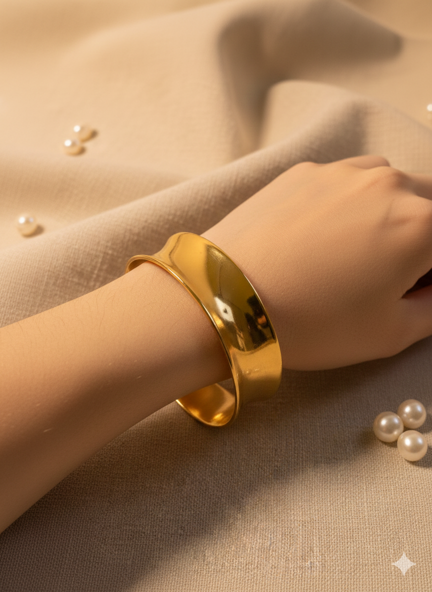 Aurora Bold Cuff