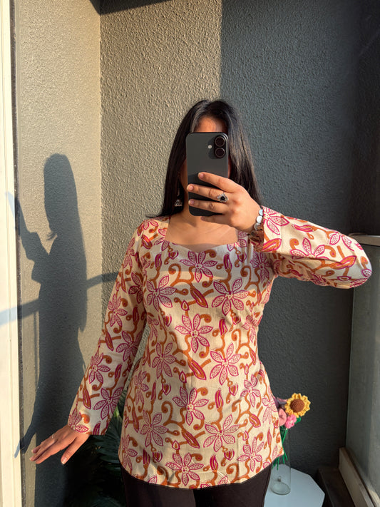 Ananya Full Sleeve Cream Pink Corset Short Kurti