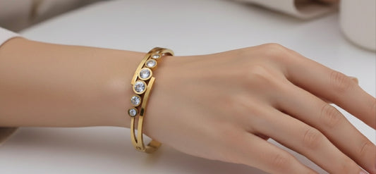 Aura Crystal Cuff